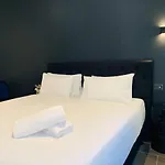 Liv Apartments Sydney Central